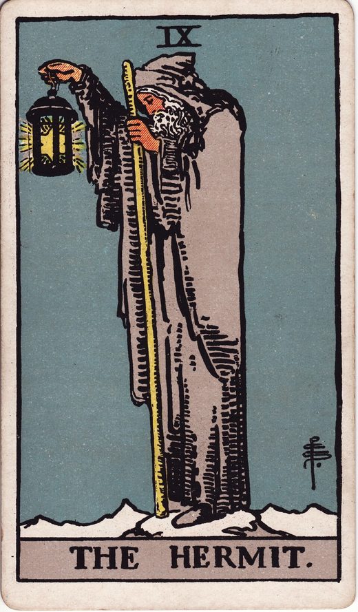 Lámina IX, El Ermitaño, del tarot Rider-Waite-Smith